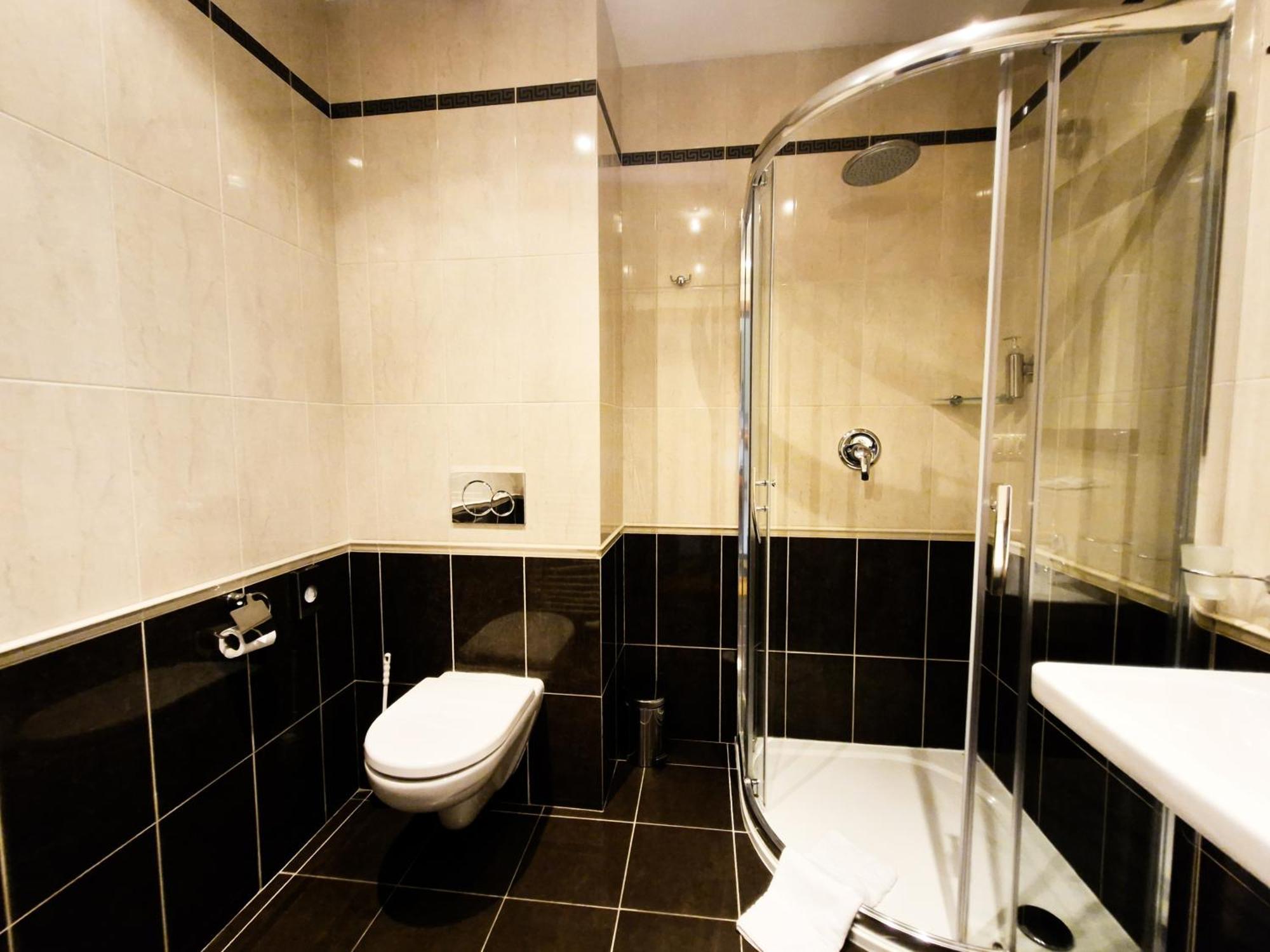 Country Saloon Bela Hotel Phòng bức ảnh