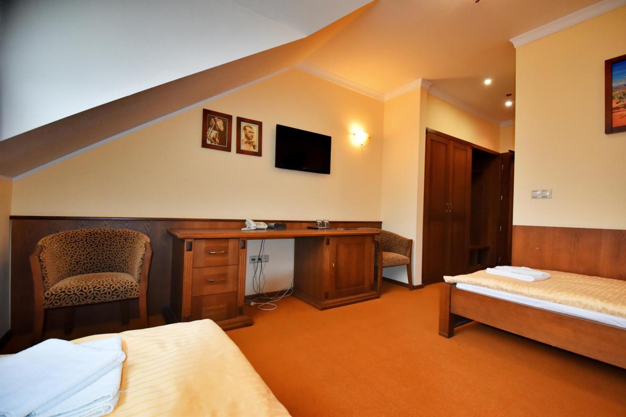 Country Saloon Bela Hotel Phòng bức ảnh